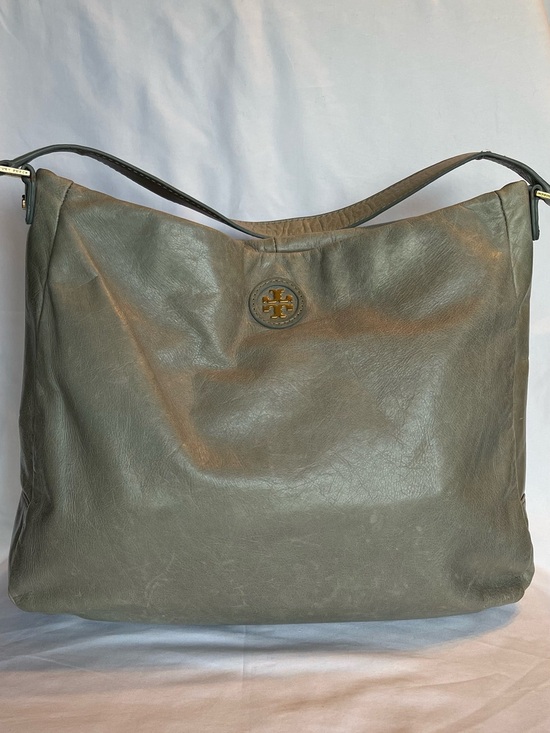 Tory Burch Handbags - Tory Burch Olive Green Leather Hobo Bag